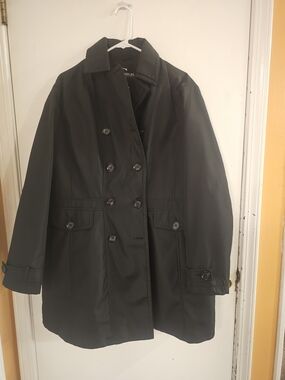 Women's Black Double-Breasted Trench Coat - Classic Tailored Style